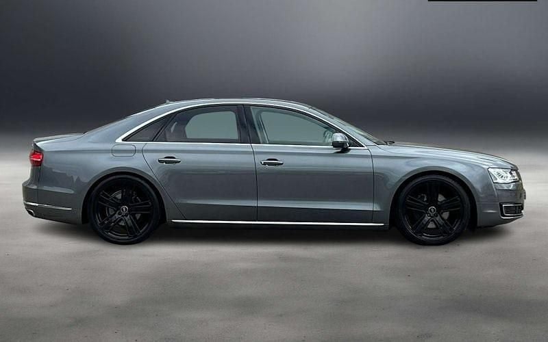 Used Audi A8 Sport 258 HP (189 kW) 2015 Sedan