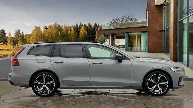 Used Volvo V60 Ultra 194 HP (142 kW) 2025 Estate