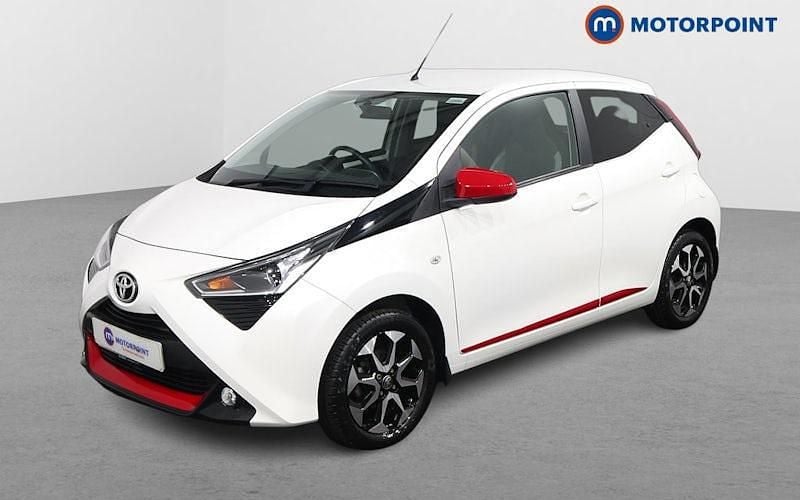 Used Toyota Aygo Trend 72 HP (52 kW) 2020 White Hatchback