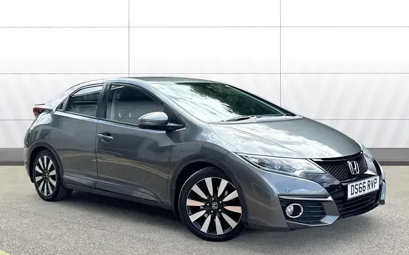 Used Honda Civic SE Plus 141 HP (103 kW) 2016 Hatchback