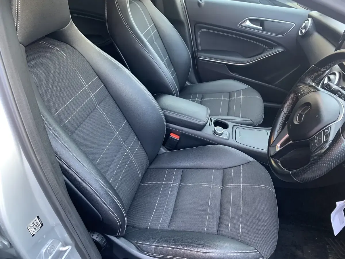 Used Mercedes A180 2014 Silver Hatchback