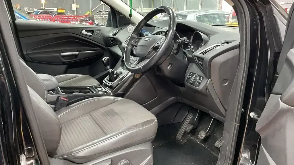 Used Ford Kuga Titanium 120 HP (88 kW) 2018 Black SUV