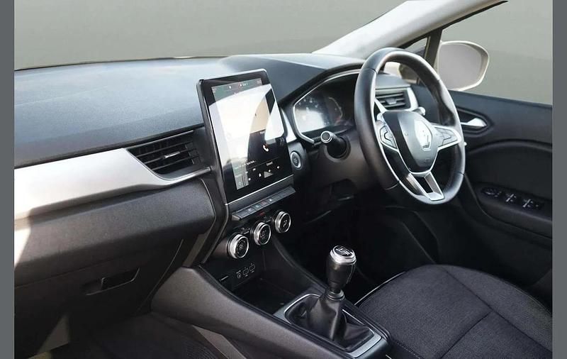 Used Renault Captur Version S 130 HP (95 kW) 2020 Black SUV