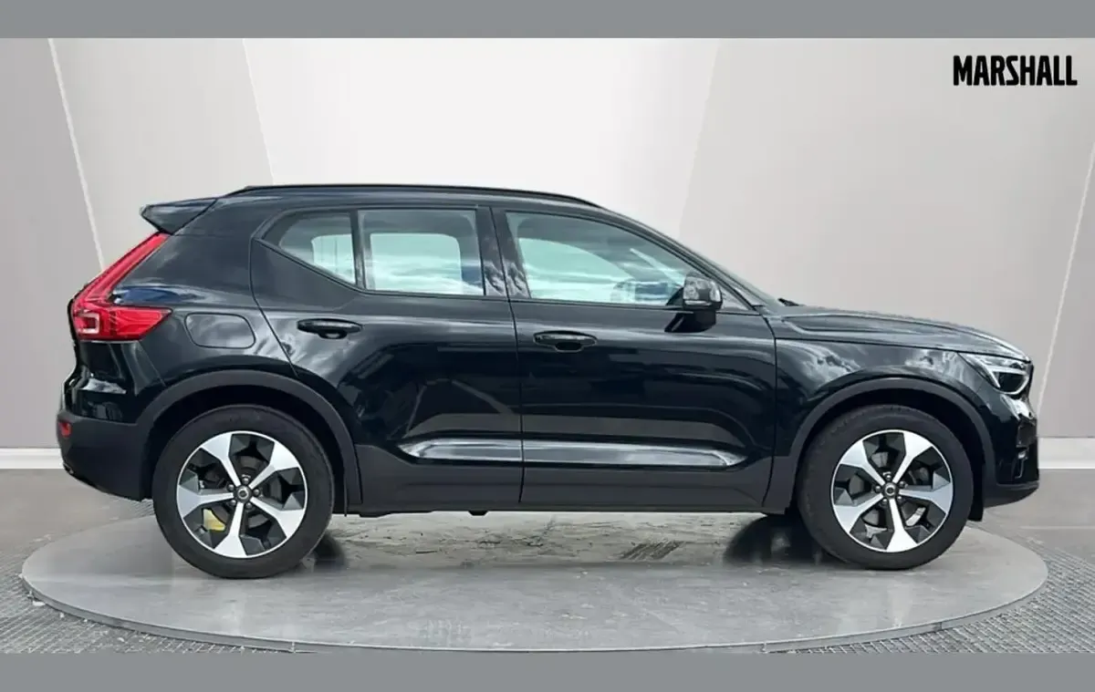 Used Volvo XC40 Plus 194 HP (142 kW) 2024 Black SUV