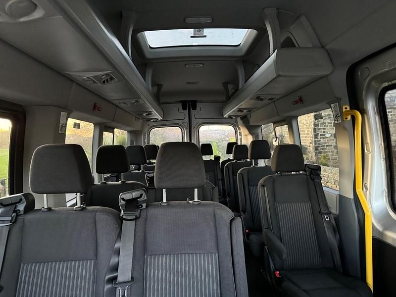 Usado Ford Transit Trend 2018 Prateado