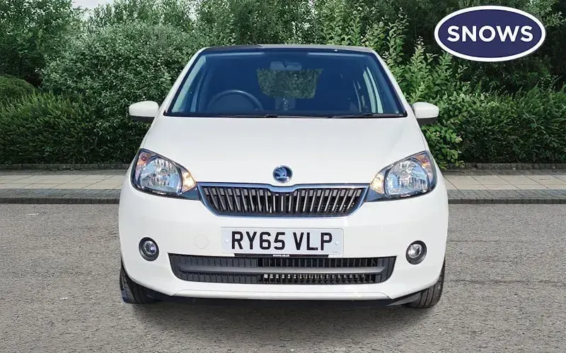 Used Skoda Citigo SE L 75 HP (55 kW) 2015 White Hatchback