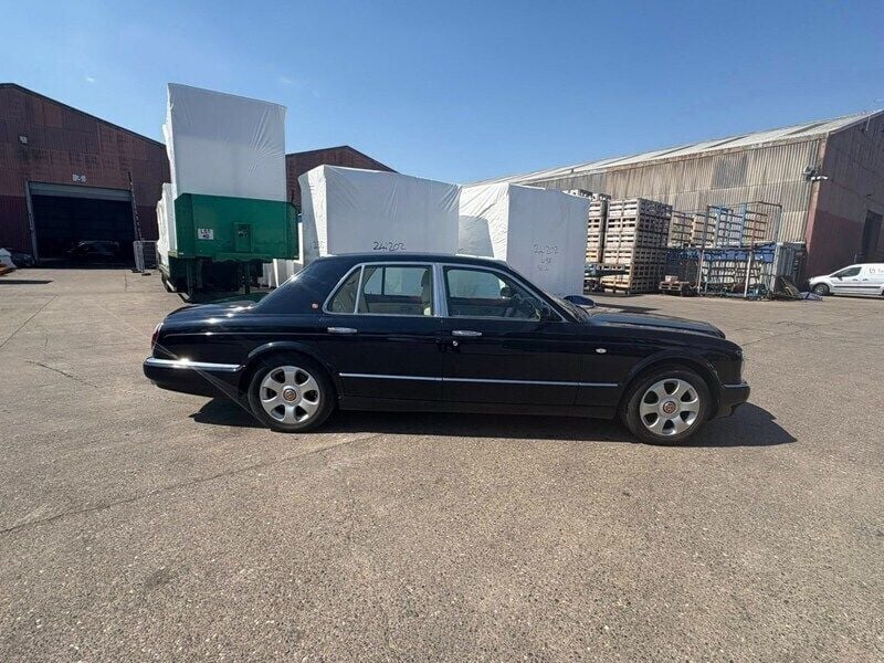 Black Used 2000 Bentley Arnage Sedan | £11,750 - Image 1/4