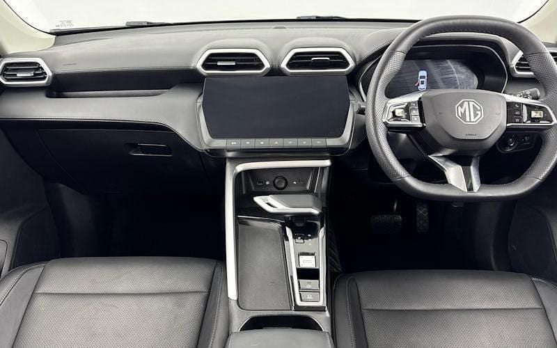 Used MG ZS Trophy 196 HP (144 kW) 2024 White SUV