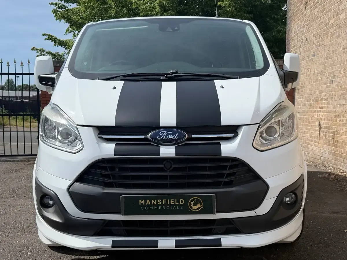 Used Ford Transit Custom Sport 155 HP (114 kW) 2014 White Van