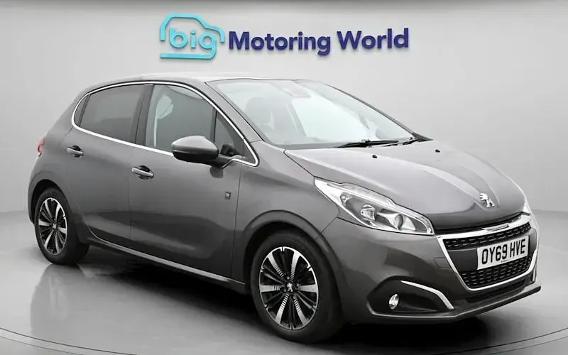 Second-hand Peugeot 208 S 82 CP (60 kW) 2019 Hatchback