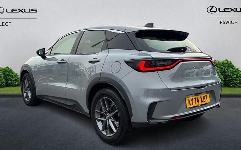 Used Lexus LBX 136 HP (100 kW) 2025 SUV