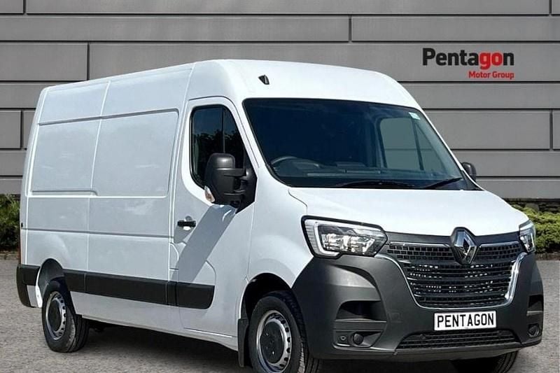 Mineral white Used 2024 Renault Master Van | £18,995 - Image 1/4