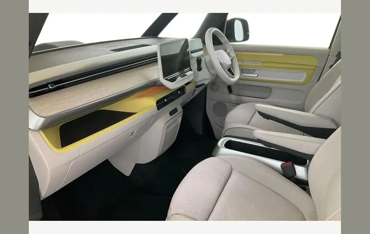 Used VW ID. Buzz Pro 147 kW (201 HP) 2024 White MPV