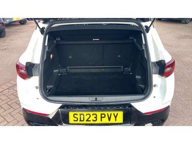 Used Vauxhall Grandland X 130 HP (95 kW) 2023 White SUV