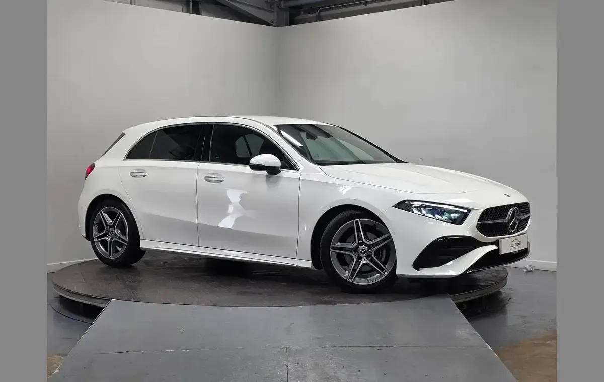 Used Mercedes A180 Executive 134 HP (98 kW) 2024 White Hatchback
