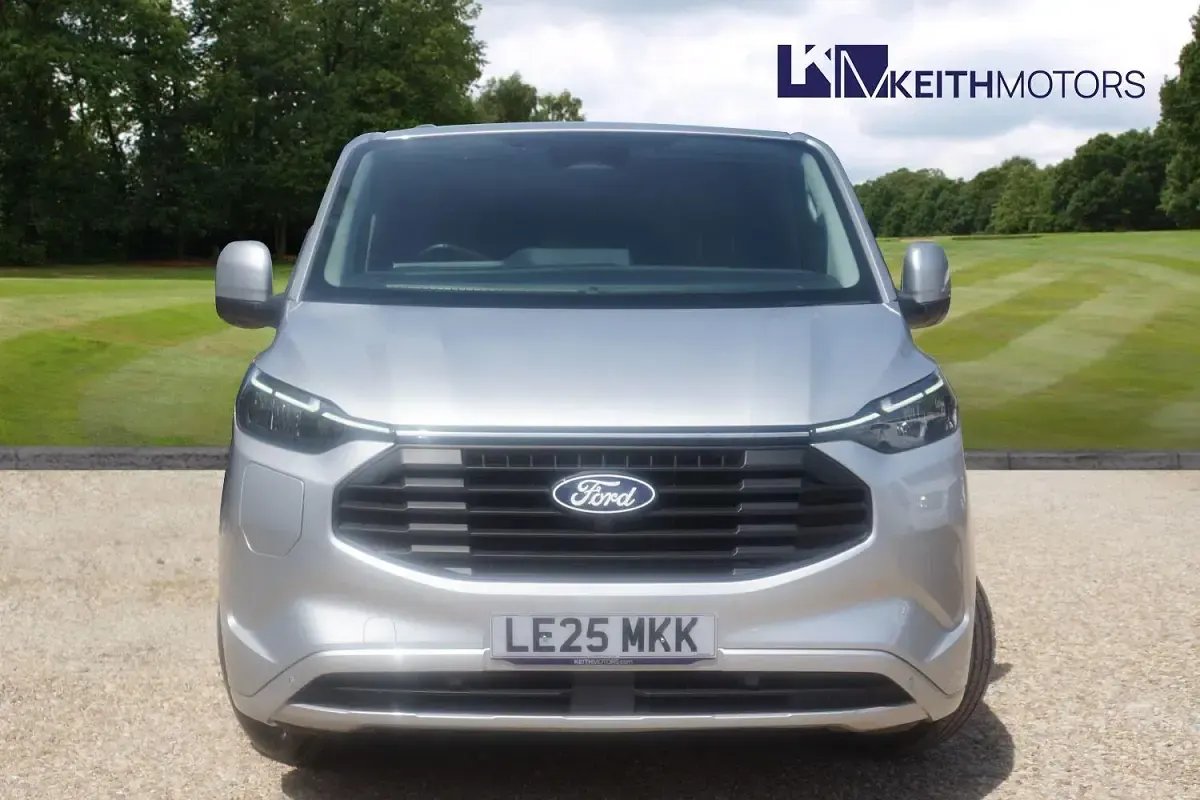 Used Ford Transit Custom Limited 232 HP (170 kW) 2025 Silver Van