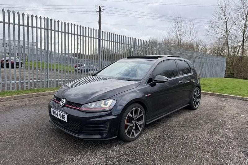Used VW Golf VII GTI 220 HP (161 kW) 2014 Hatchback
