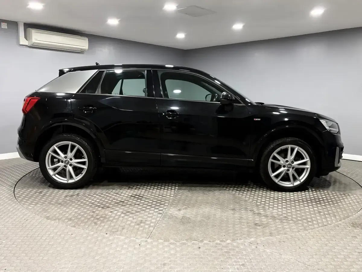 Used Audi Q2 S-Line 116 HP (85 kW) 2018 Black SUV