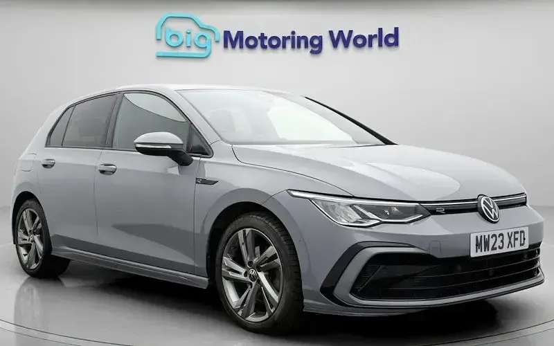 Used VW Golf VIII R-line 150 HP (110 kW) 2023 Hatchback