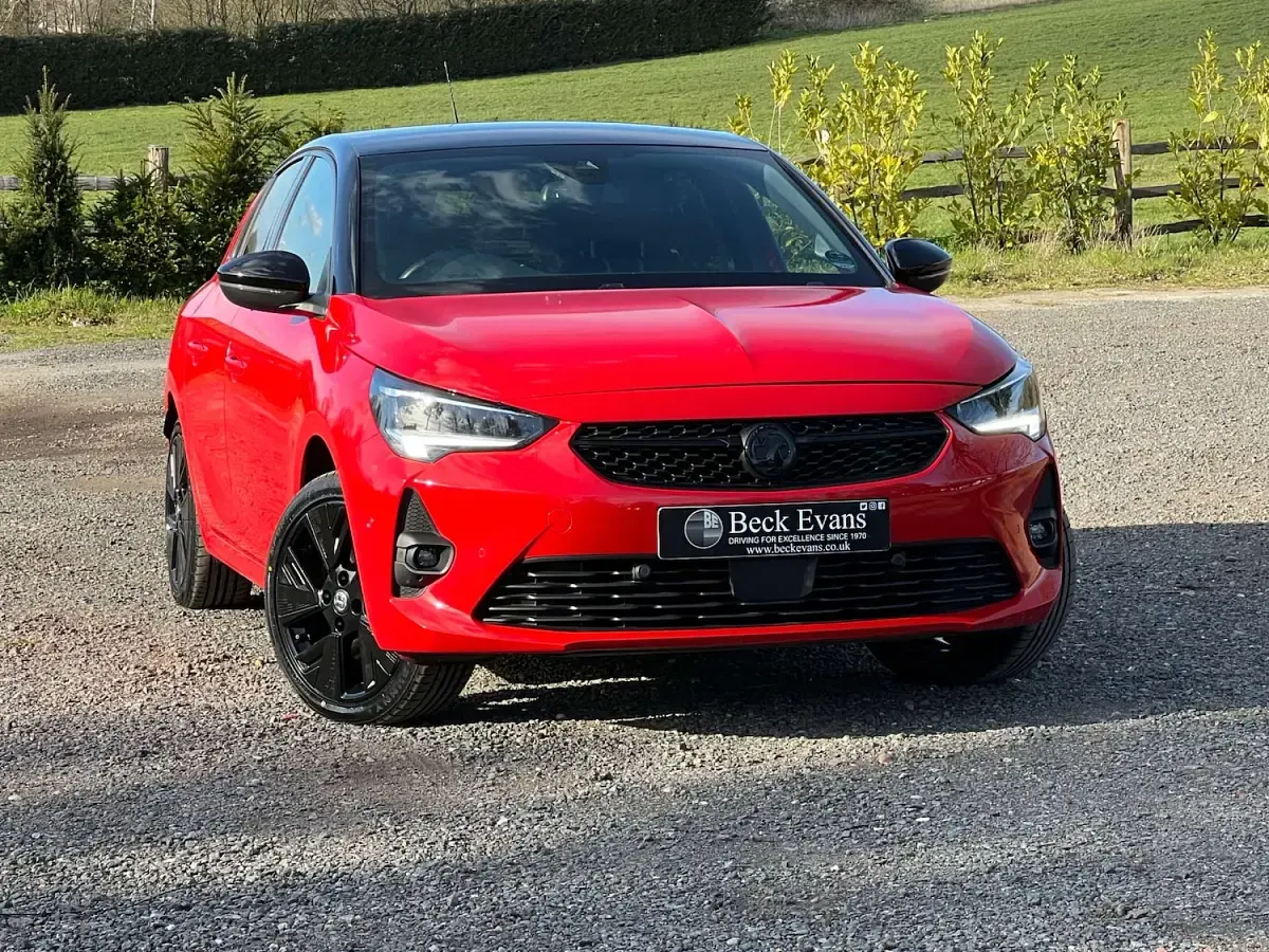 Used Vauxhall Corsa-e Edition 100 kW (136 HP) 2022 Red Hatchback