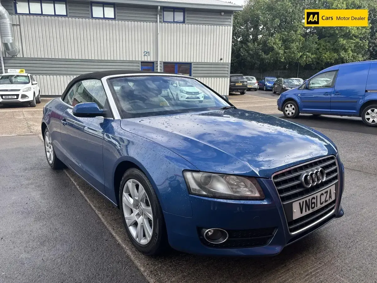 Used Audi A5 Cabriolet Advanced 170 HP (125 kW) 2011 Blue Cabriolet