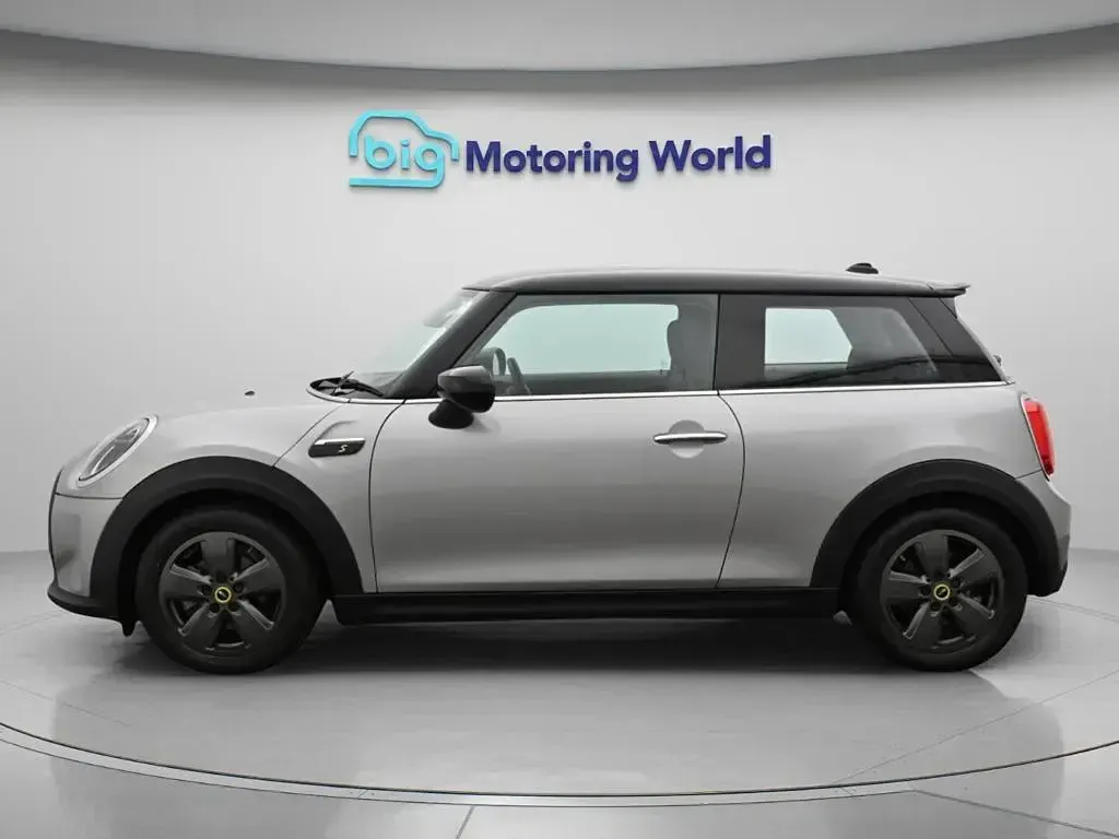 Used Mini Cooper SE Hatch 135 kW (184 HP) 2023 Hatchback