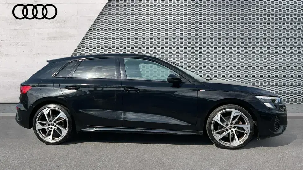 Used Audi A3 Comfort 150 HP (110 kW) 2023 Black Sedan