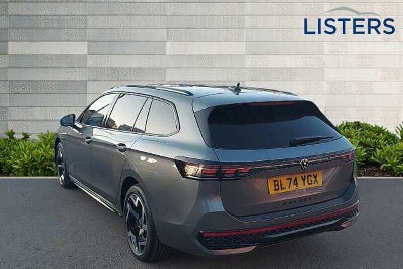 Used VW Passat R-line 272 HP (200 kW) 2025 Estate