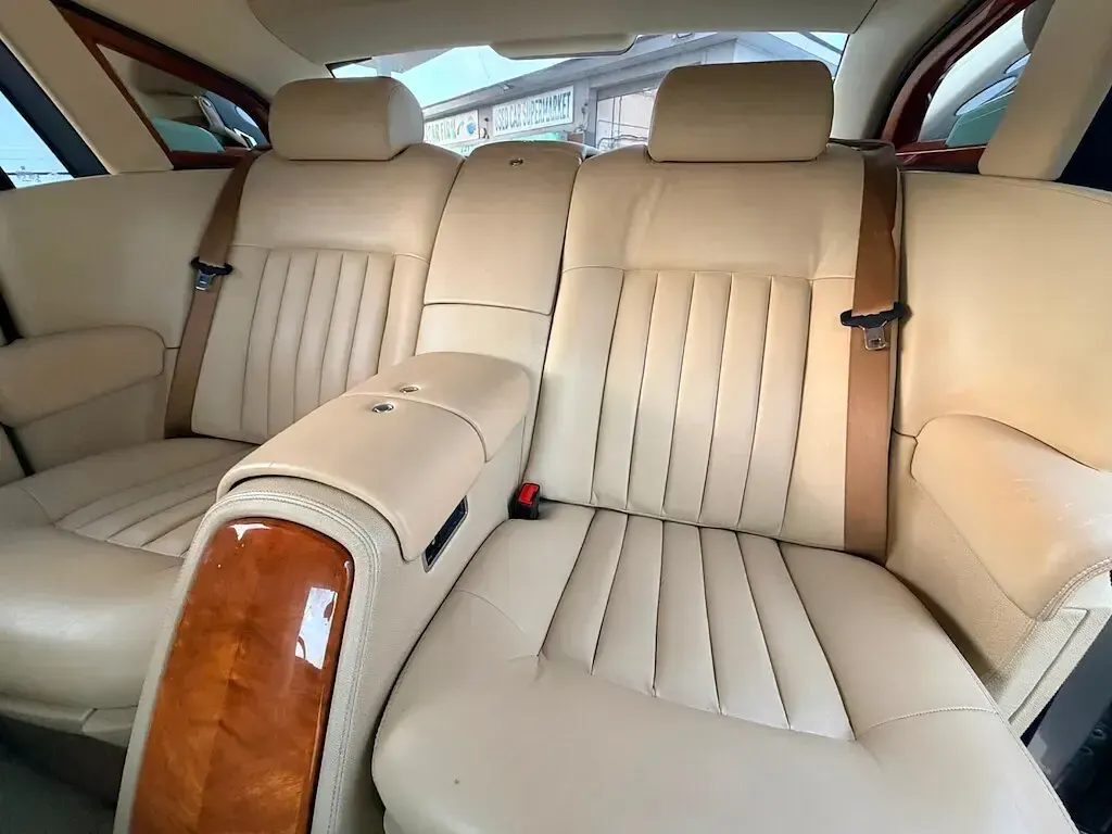 Used Rolls Royce Phantom 453 HP (333 kW) 2004 White Sedan