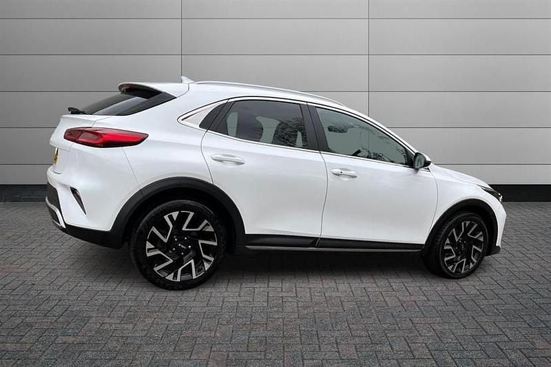 Used Kia XCeed 158 HP (116 kW) 2022 White SUV