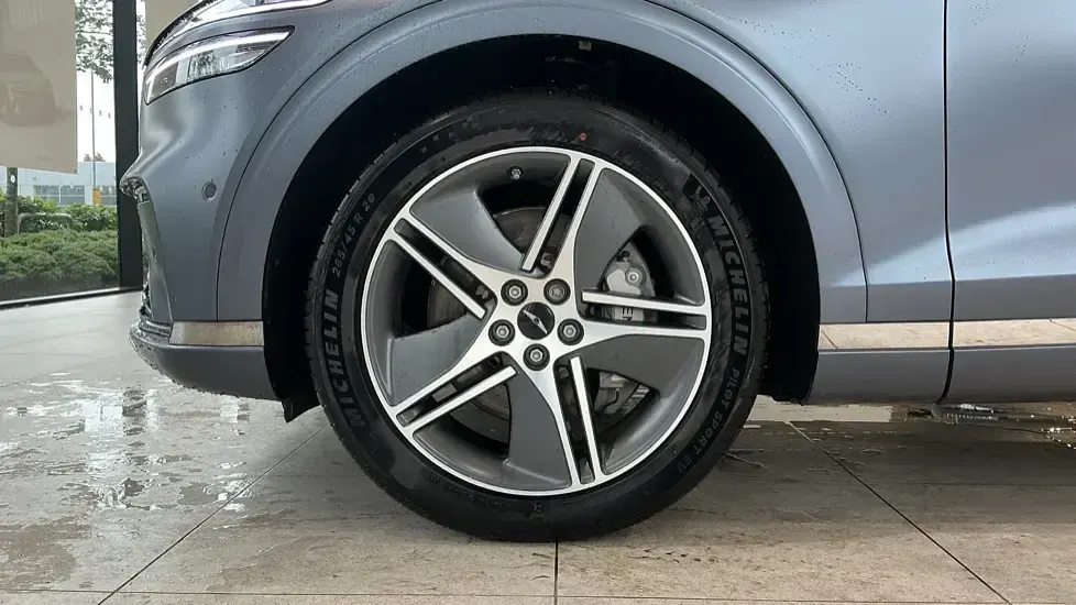 Used Genesis GV70 360 kW (490 HP) 2025 Blue SUV