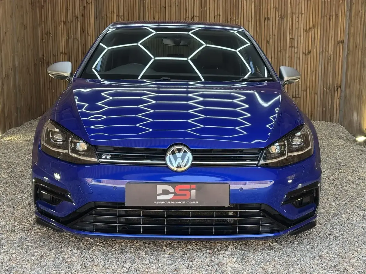 Used VW Golf VII R 310 HP (228 kW) 2017 Blue Hatchback