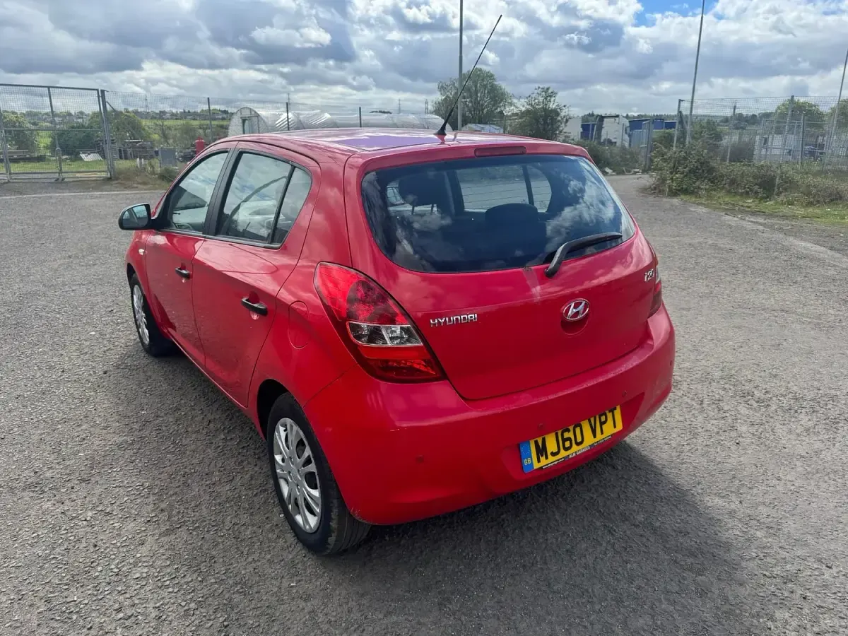 Used Hyundai i20 Classic 2010 Red Hatchback