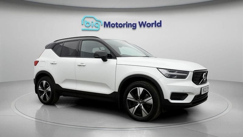 Used 2021 Volvo XC40 Plus SUV | £24,900 (Fair price) - Image 1/4