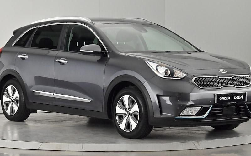Grey Used 2017 Kia Niro 3 SUV | £10,950 (Fair price) - Image 1/4