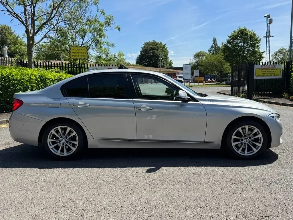 Used BMW 316 Comfort Edition 116 HP (85 kW) 2017 Silver Sedan