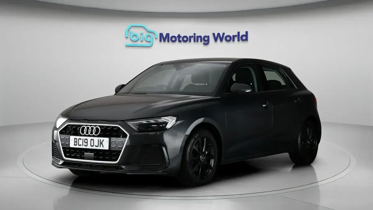 Used Audi A1 Sportback Sport 114 HP (83 kW) 2019 Hatchback