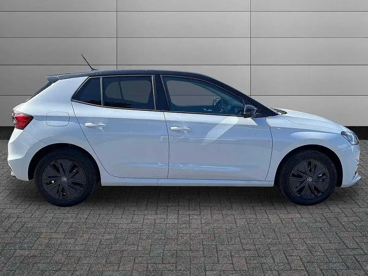 Neu Skoda Fabia Design Edition 113 PS (83 kW) 2026 Weiß Kleinwagen