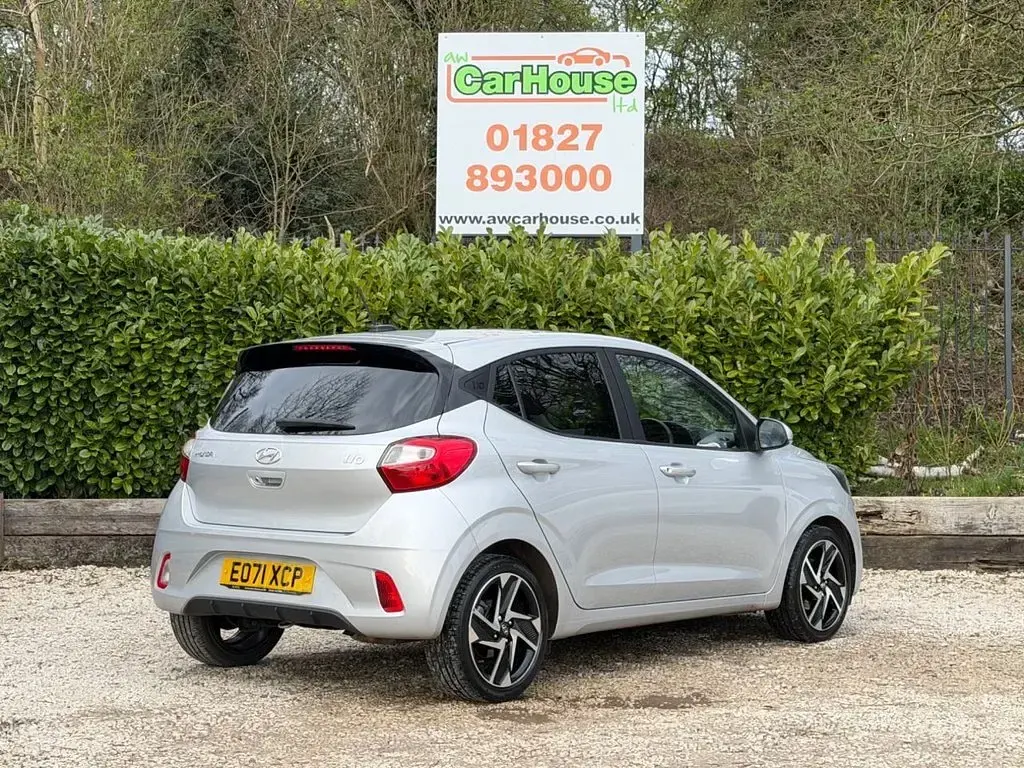 Used Hyundai i10 Premium 67 HP (49 kW) 2021 Grey Hatchback