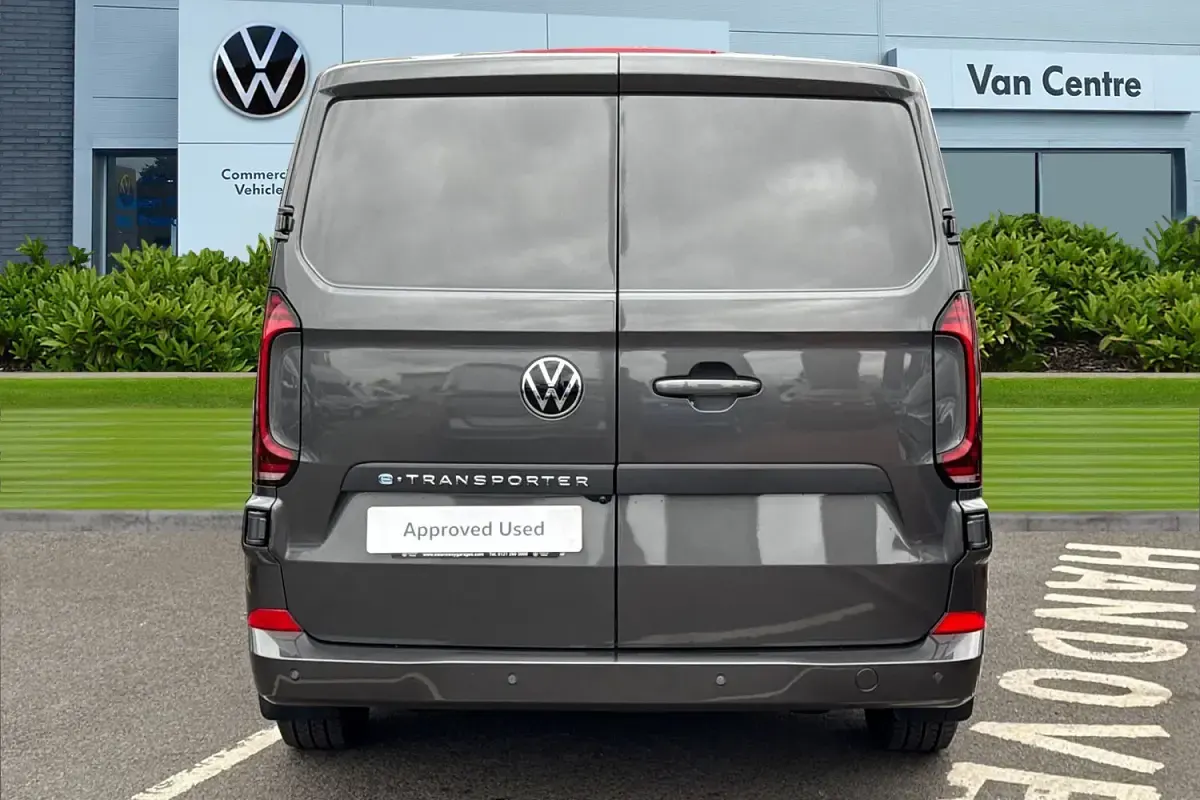 New VW T7 Pro 100 kW (136 HP) 2025 Grey Van