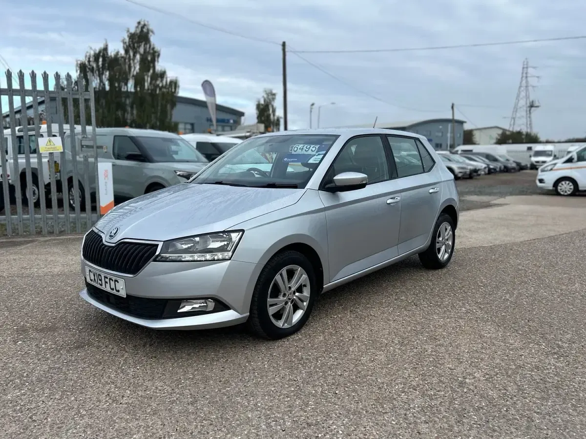 Used Skoda Fabia SE 95 HP (69 kW) 2019 Silver Hatchback
