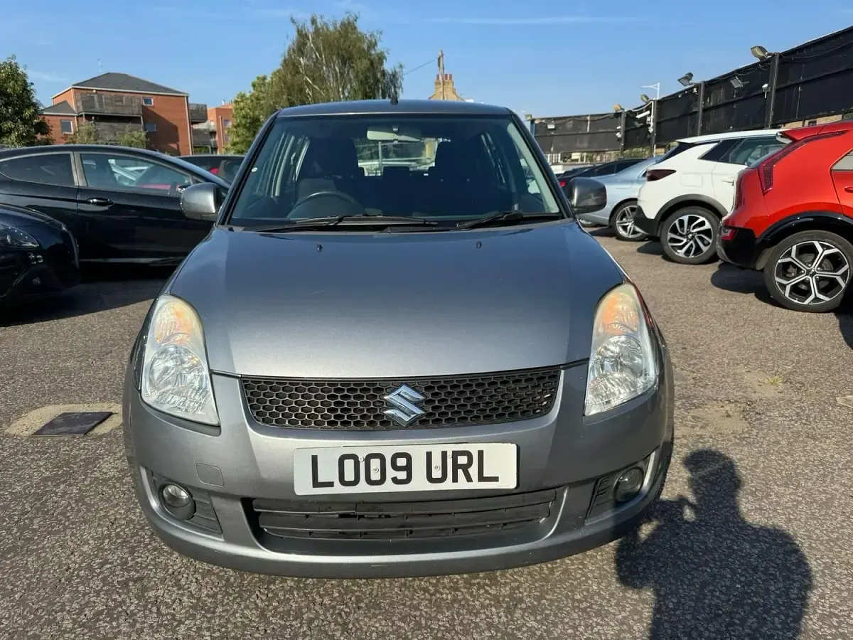Used Suzuki Swift GLX 102 HP (75 kW) 2009 Grey Hatchback