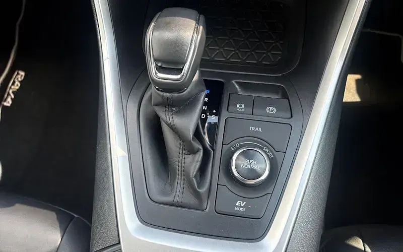 Used Toyota RAV4 Hybrid 222 HP (163 kW) 2023 Grey SUV