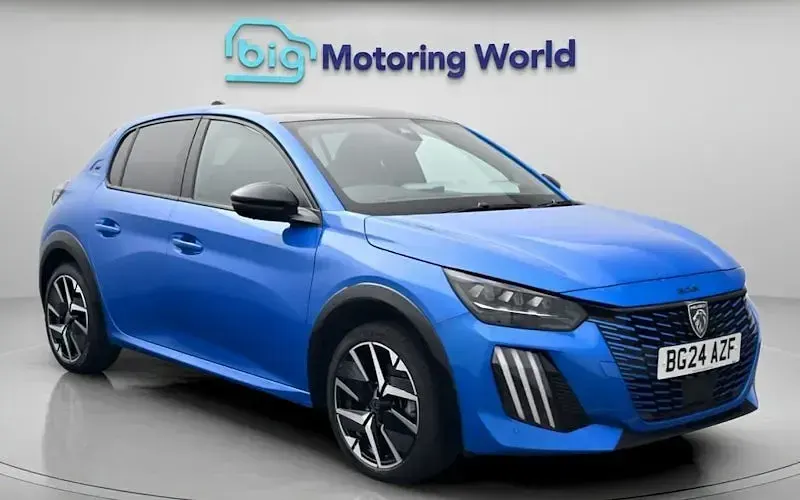 Usado Peugeot 208 GT 102 HP (75 kW) 2024 Citadino