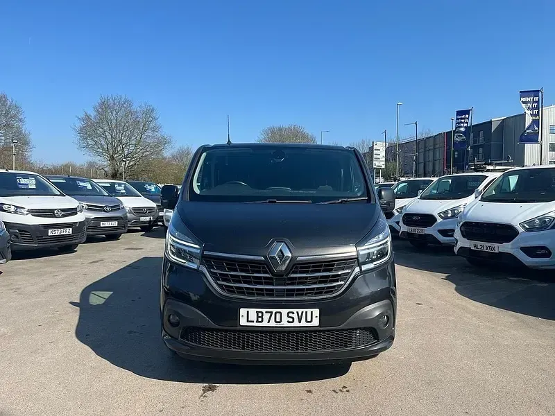 Used Renault Trafic 2020 Black MPV