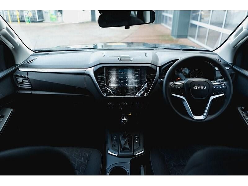New Isuzu D-Max 2025 Obsidian grey mica Pickup