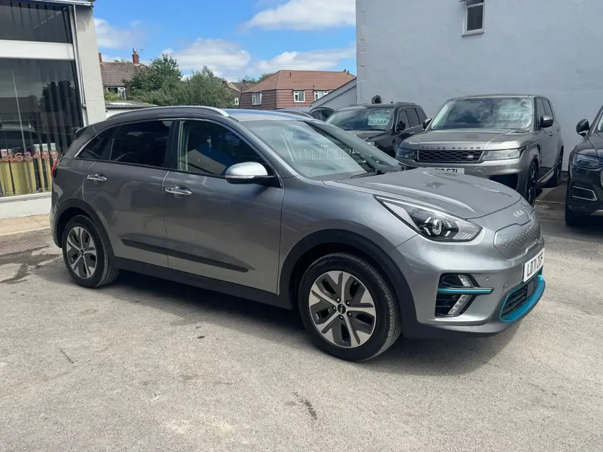 Used Kia Niro 150 kW (204 HP) 2021 Grey SUV