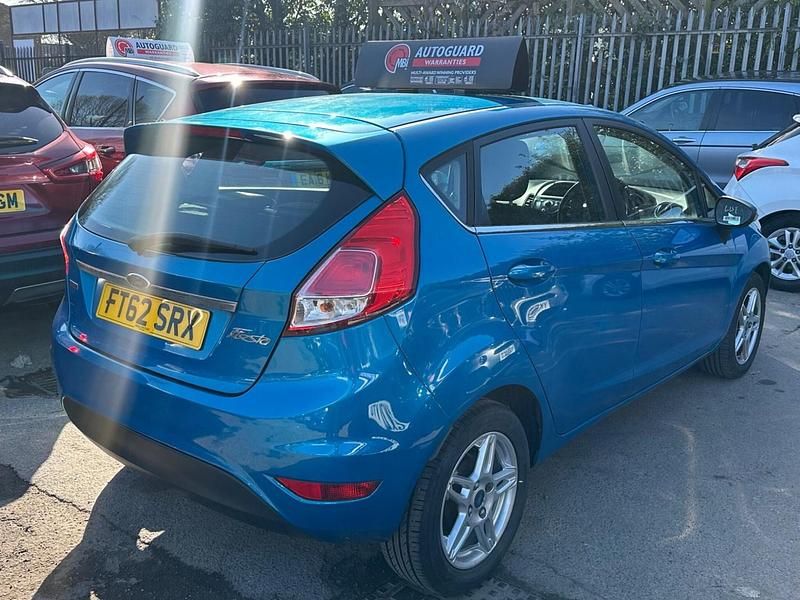 Used Ford Fiesta Zetec 2012 Blue Hatchback