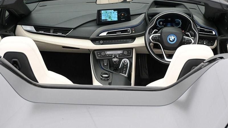 Used BMW i8 Comfort Edition 369 HP (271 kW) 2020 Grey Coupe