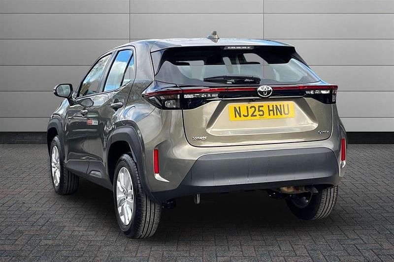 Used Toyota Yaris Cross 116 HP (85 kW) 2025 Other SUV